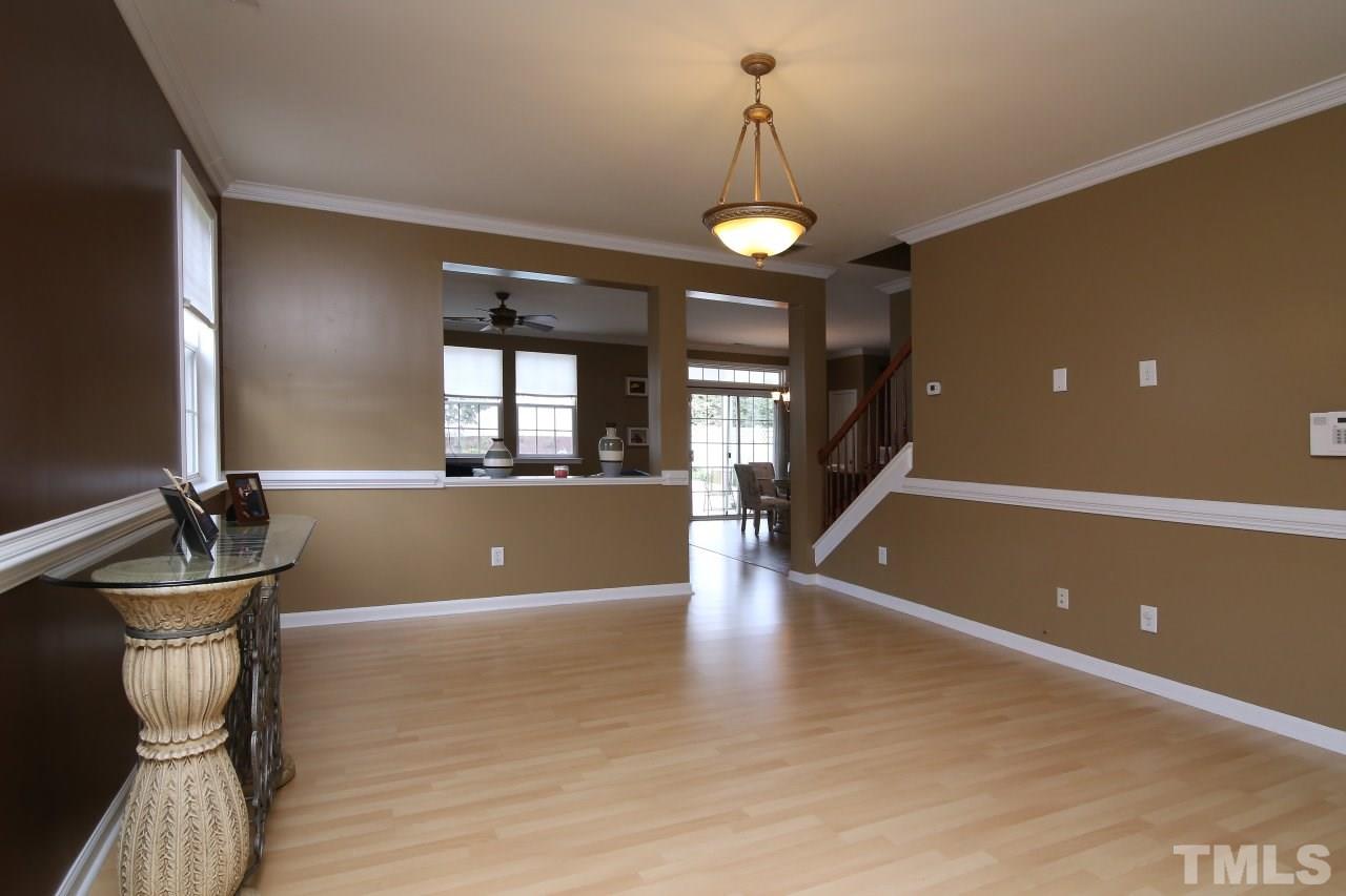 2622 Pebble Meadow Lane Raleigh, NC 27610 - Photo 4 of 25 Gallery Image 4