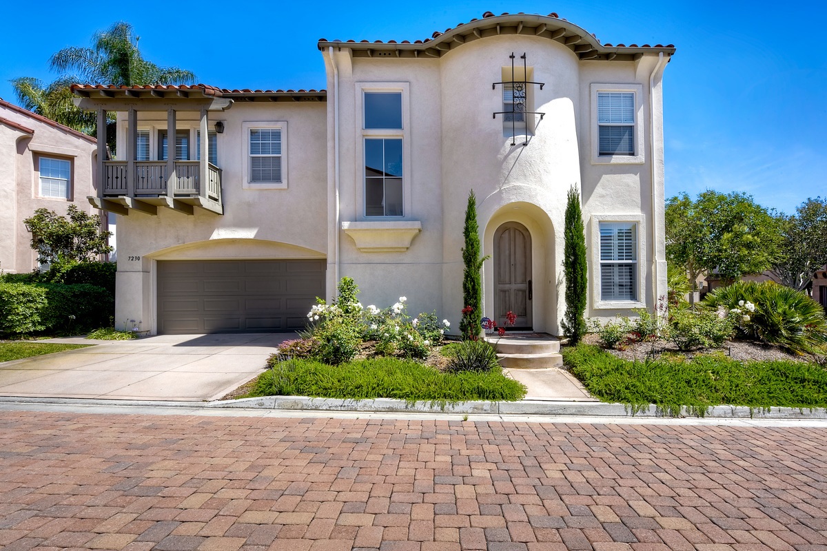 7230 Surfbird Circle Carlsbad, CA 92011 - Photo 2 of 25