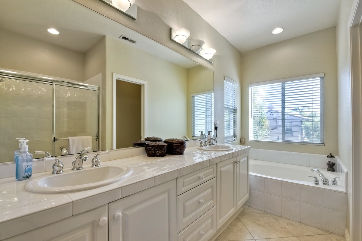 7230 Surfbird Circle Carlsbad, CA 92011 - Photo 16 of 25