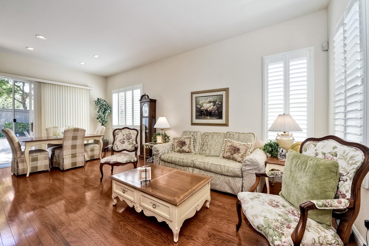 7230 Surfbird Circle Carlsbad, CA 92011 - Photo 4 of 25