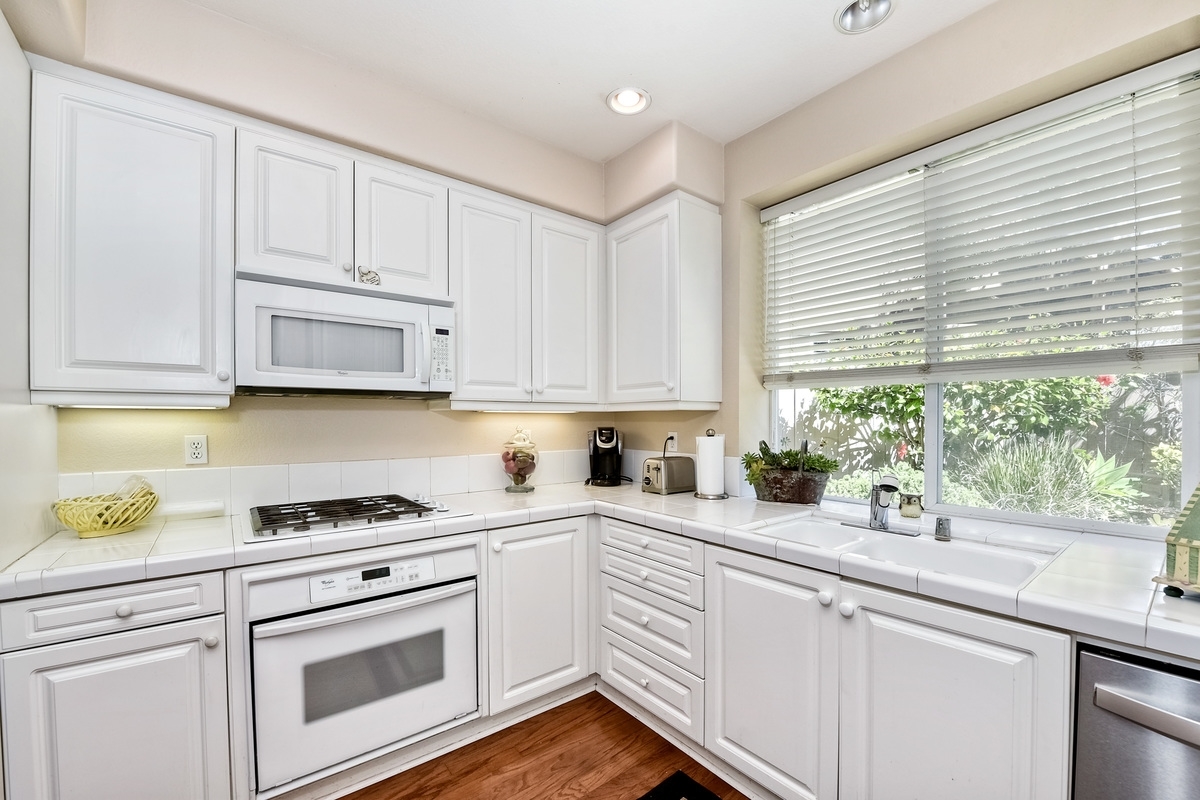 7230 Surfbird Circle Carlsbad, CA 92011 - Photo 10 of 25