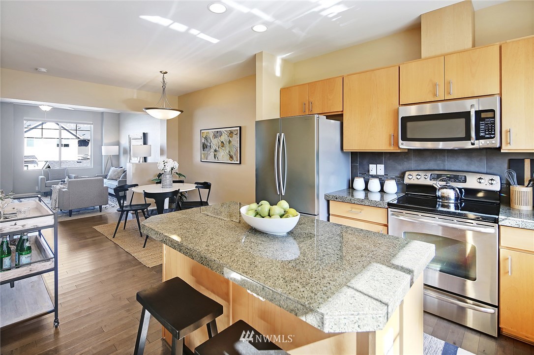 6522 High Point Drive Southwest Seattle, WA 98126 - Photo 11 of 21 Gallery Image 11