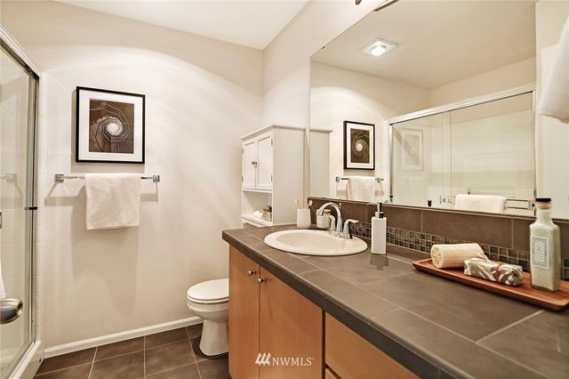 $573,500 | 6522 High Point Drive Southwest, Seattle, WA 98126