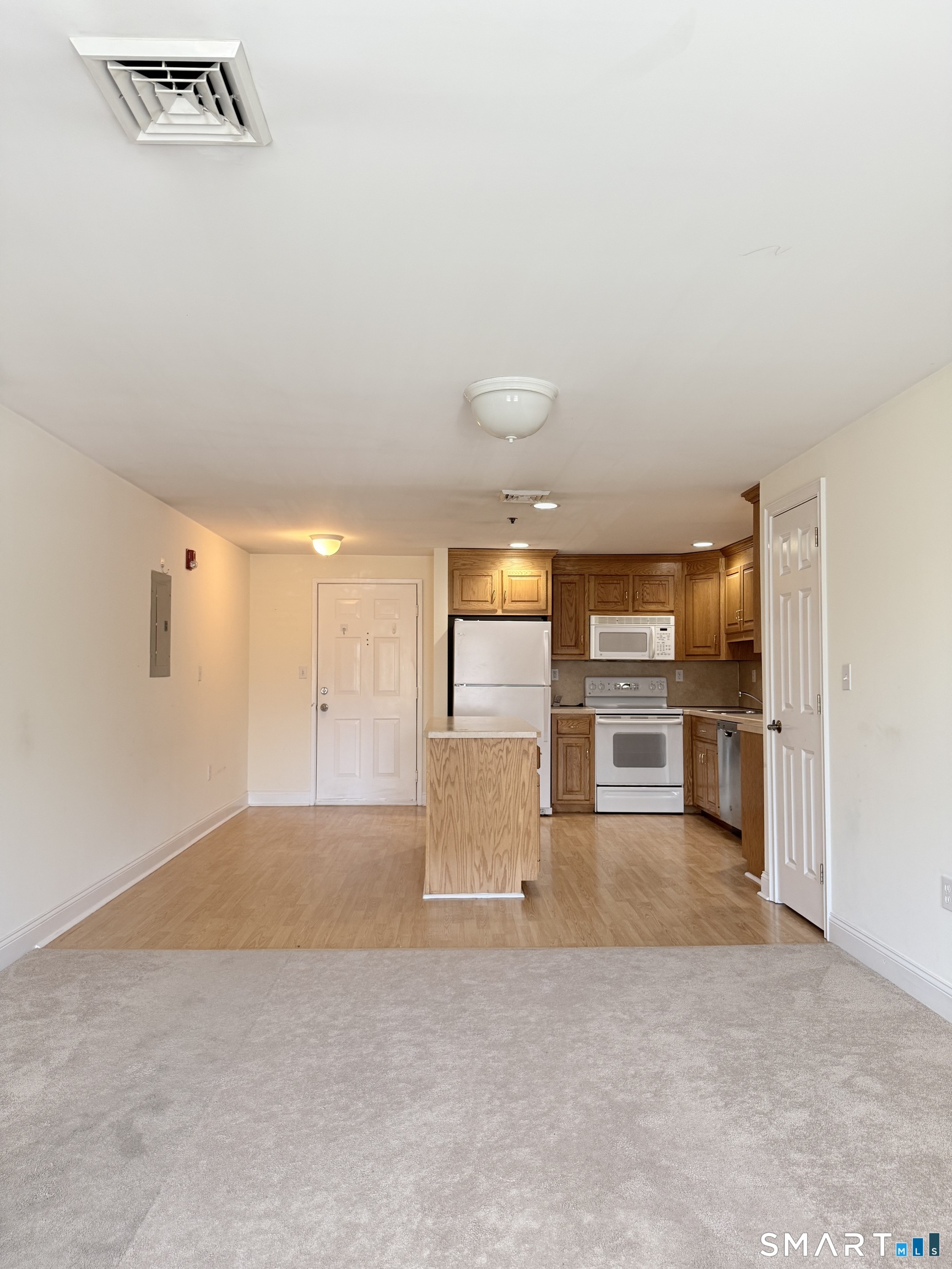 380 Main Street, Unit 13 Wallingford, CT 06492 - Photo 4 of 10
