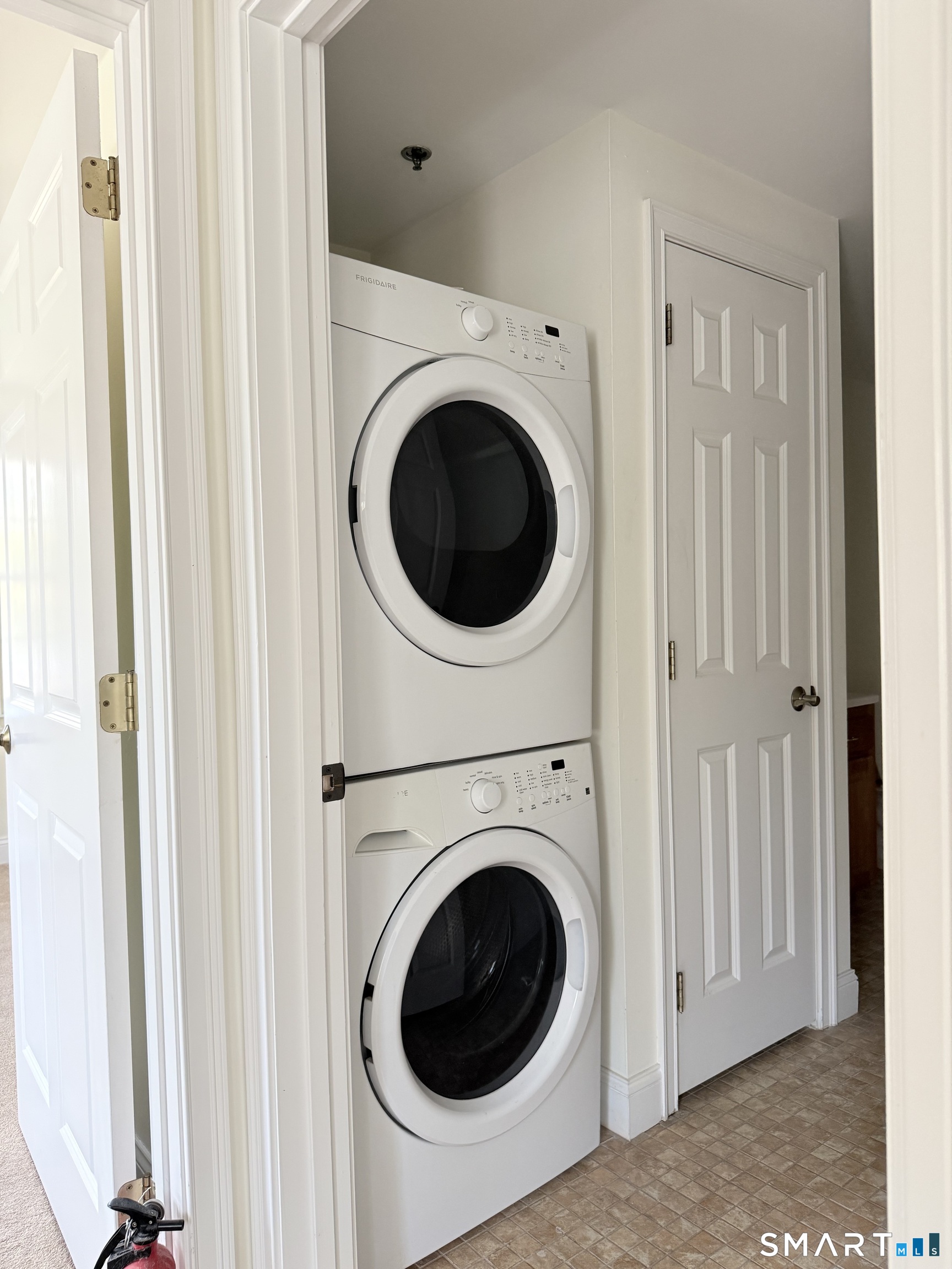 380 Main Street, Unit 13 Wallingford, CT 06492 - Photo 5 of 10