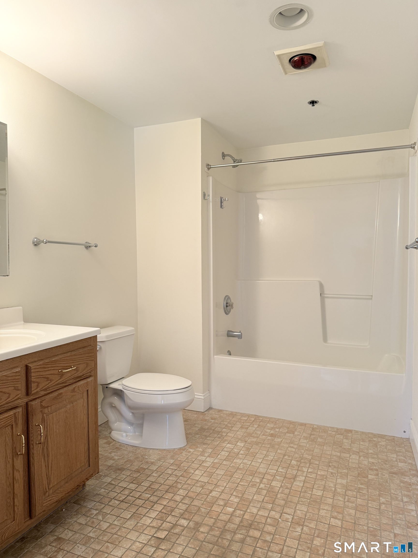 380 Main Street, Unit 13 Wallingford, CT 06492 - Photo 6 of 10