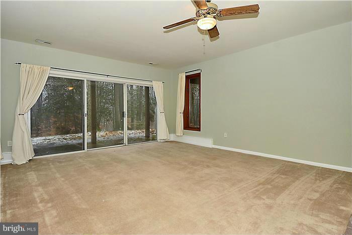 3224 Cragun Road Edgewater, MD 21037 - Photo 18 of 30 Family Room