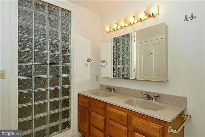 3224 Cragun Road Edgewater, MD 21037 - Photo 25 of 30 Bath
