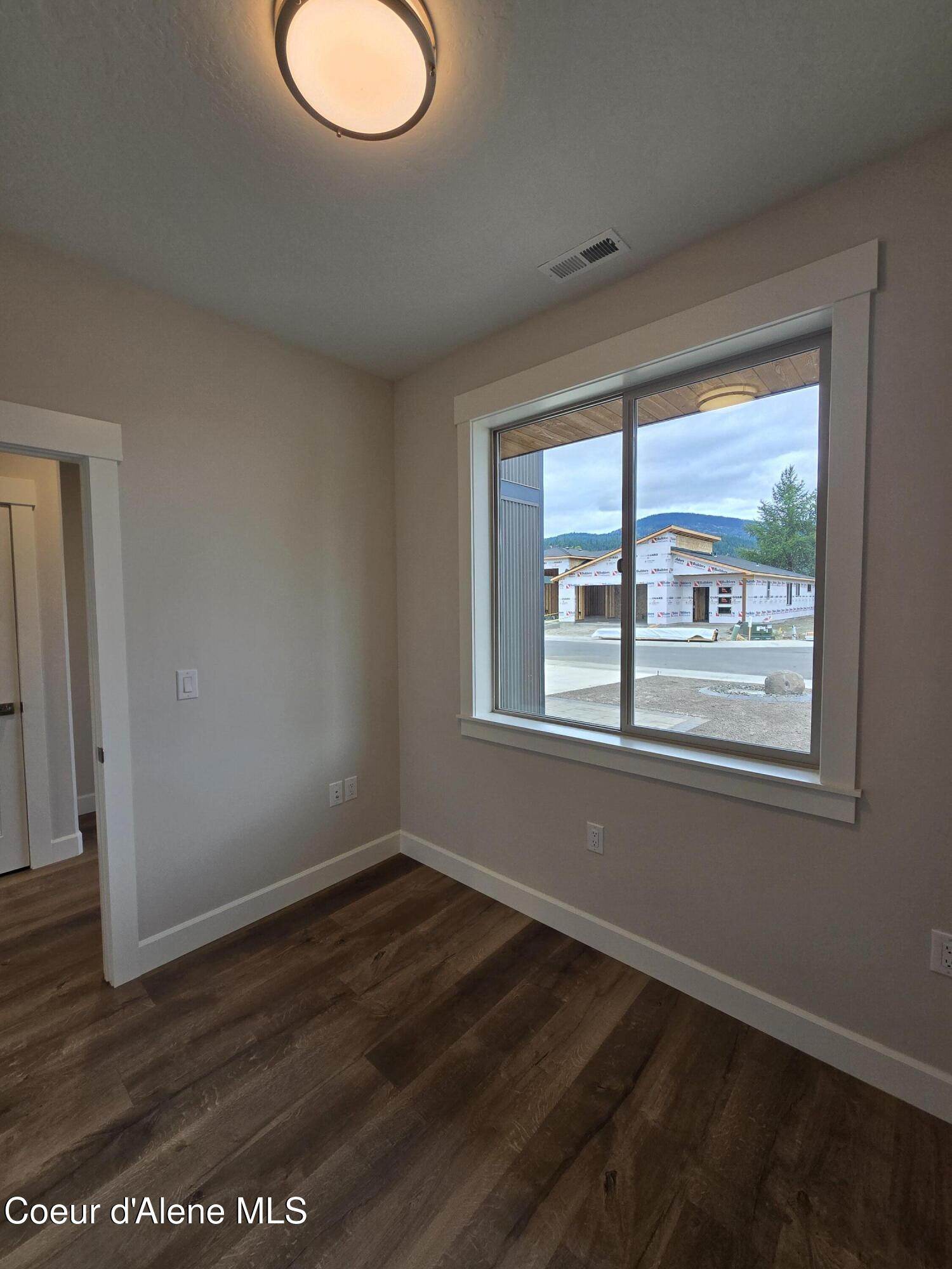 13932 Rainier Loop Rathdrum, ID 83858 - Photo 3 of 28 1000015096