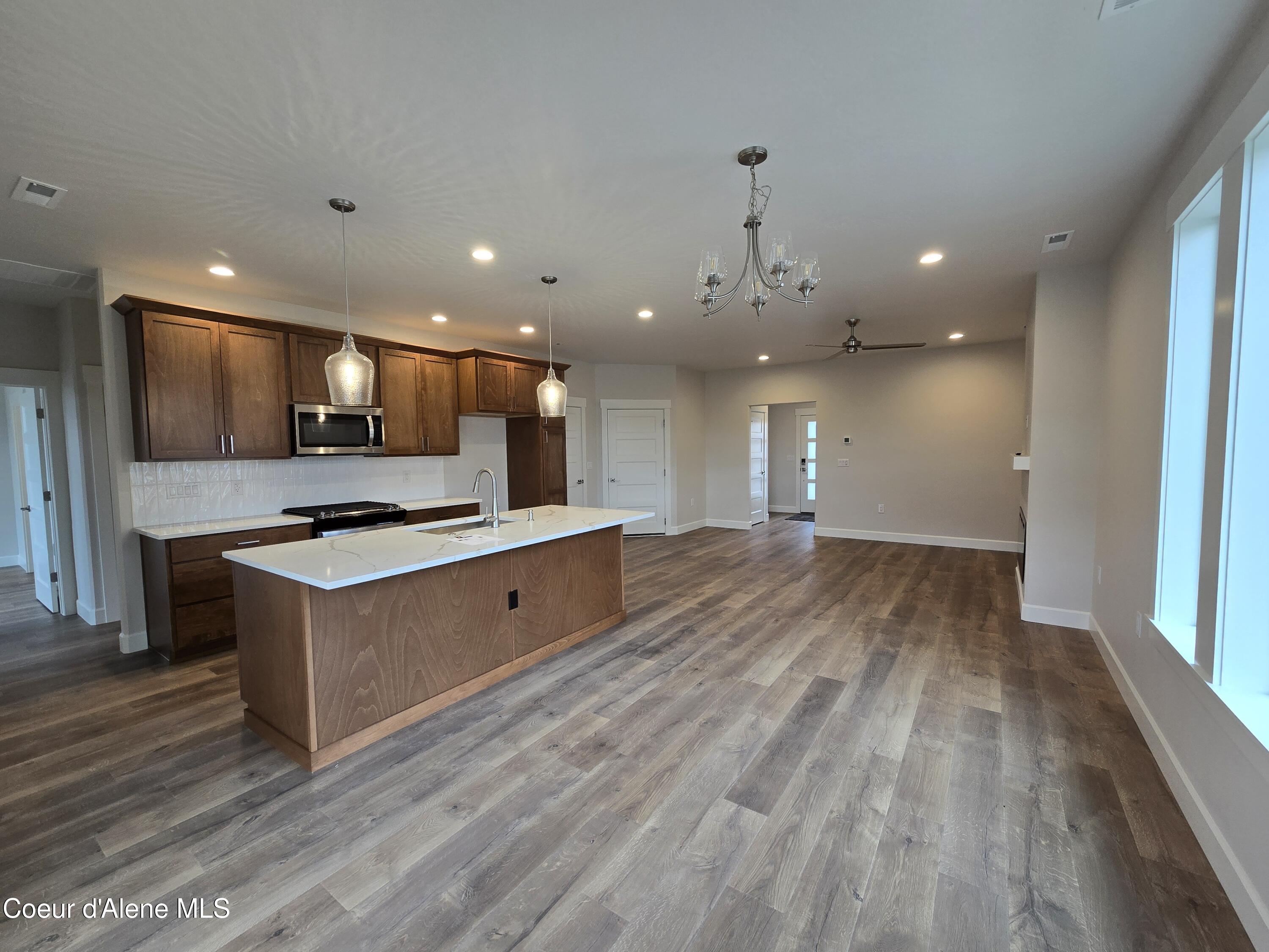 13932 Rainier Loop Rathdrum, ID 83858 - Photo 7 of 28 1000015103