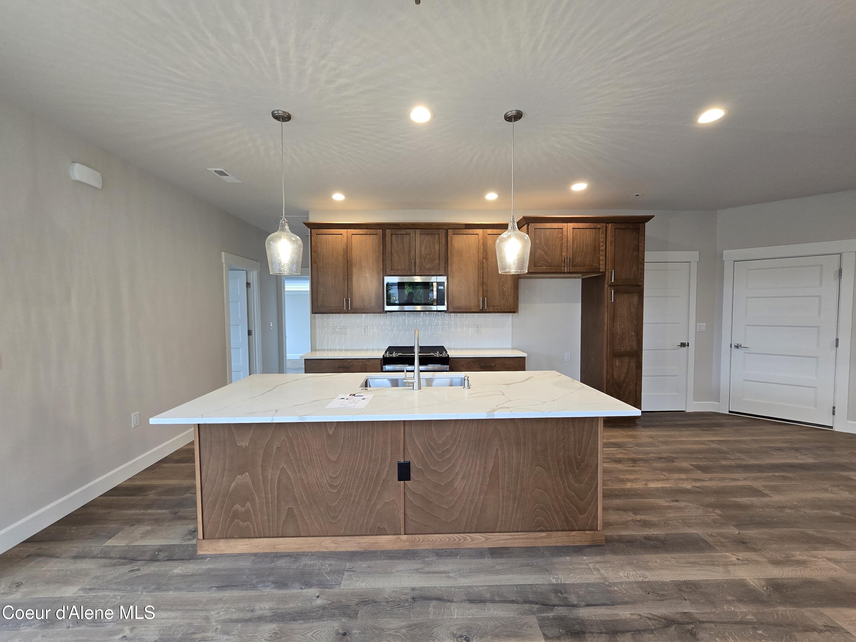 13932 Rainier Loop Rathdrum, ID 83858 - Photo 8 of 28 1000015102