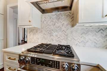 2272 Tremont Road Upper Arlington, OH 43221 - Photo 27 of 81