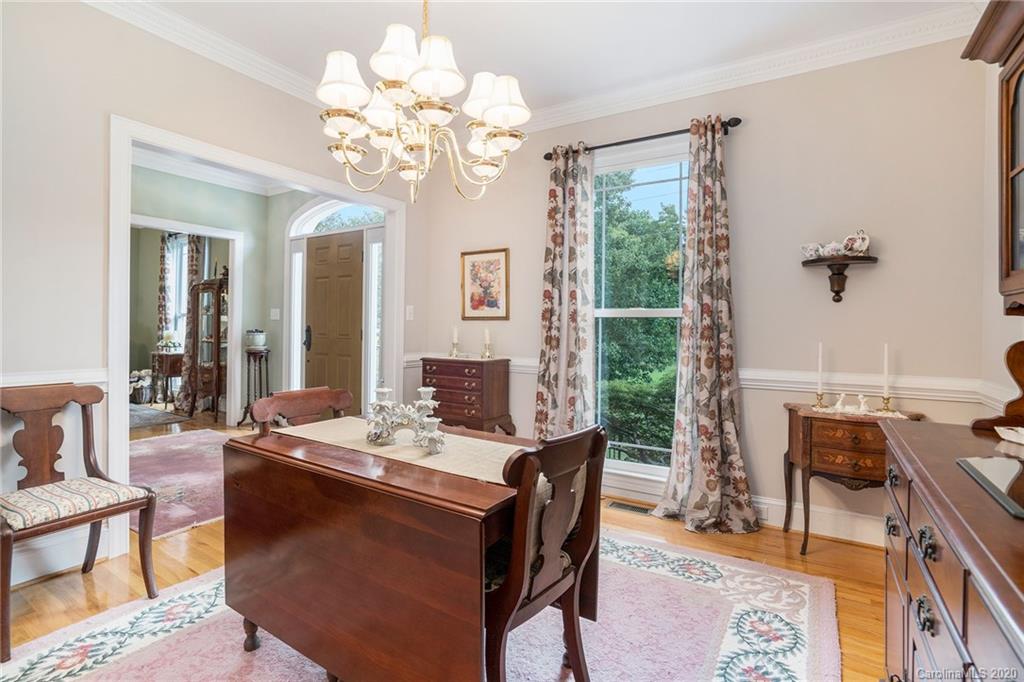 9809 Potter Road Matthews, NC 28104 - Photo 7 of 40 Gallery Image 7