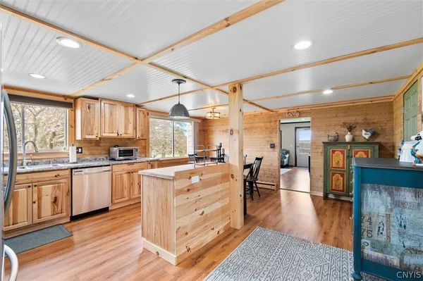 $714,900 | 7852 Highway 104, Oswego, NY 13126