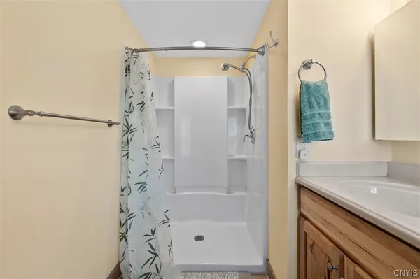 $714,900 | 7852 Highway 104, Oswego, NY 13126