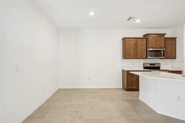 $2,500 | 32665 Rustic Rise Road, San Antonio, FL 33576