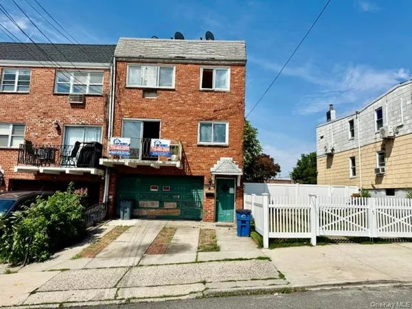 $998,000 | 62-68 Mt Olivet Crescent | Middle Village