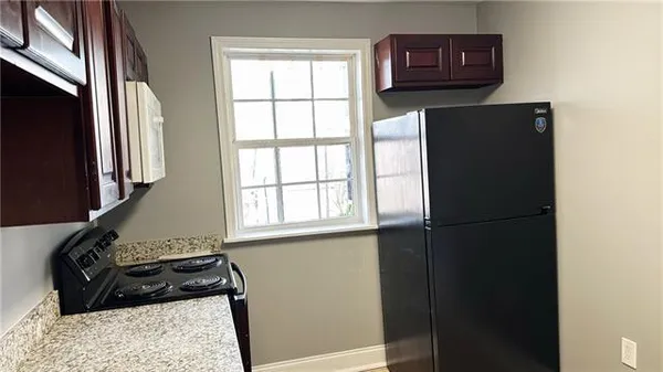 $1,100 | 1938 Jackson Avenue, Unit 9, New Orleans, LA 70113