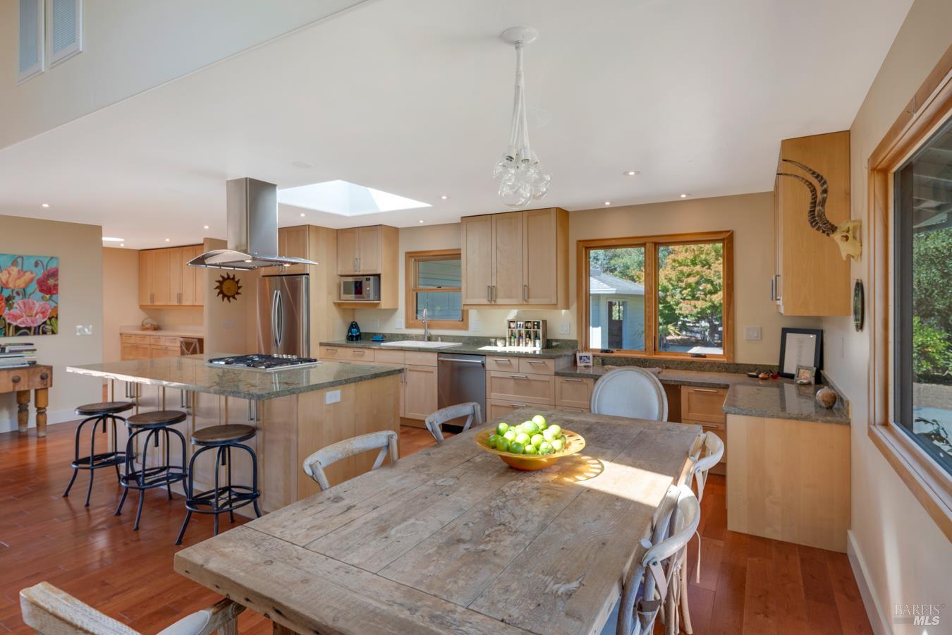 8622 Green Valley Road Sebastopol, CA 95472 - Photo 20 of 64 Gallery Image 20