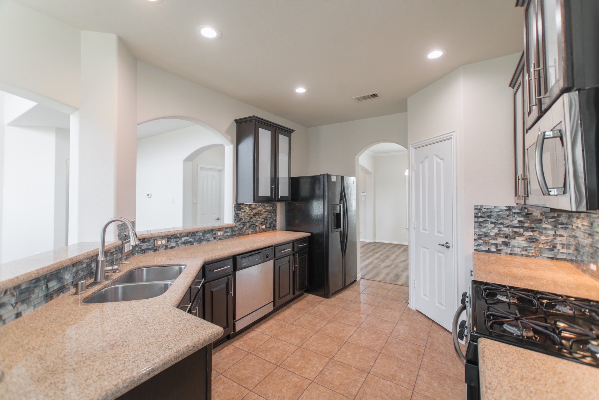 25618 Crisp Spring Lane Spring, TX 77373 - Photo 18 of 46