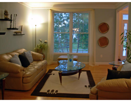 95 Amberville Road North Andover, MA 01845 - Photo 4 of 7 Gallery Image 4