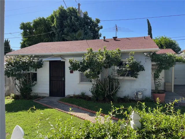 $2,450 | 147 North Florence Street, Burbank, CA 91505