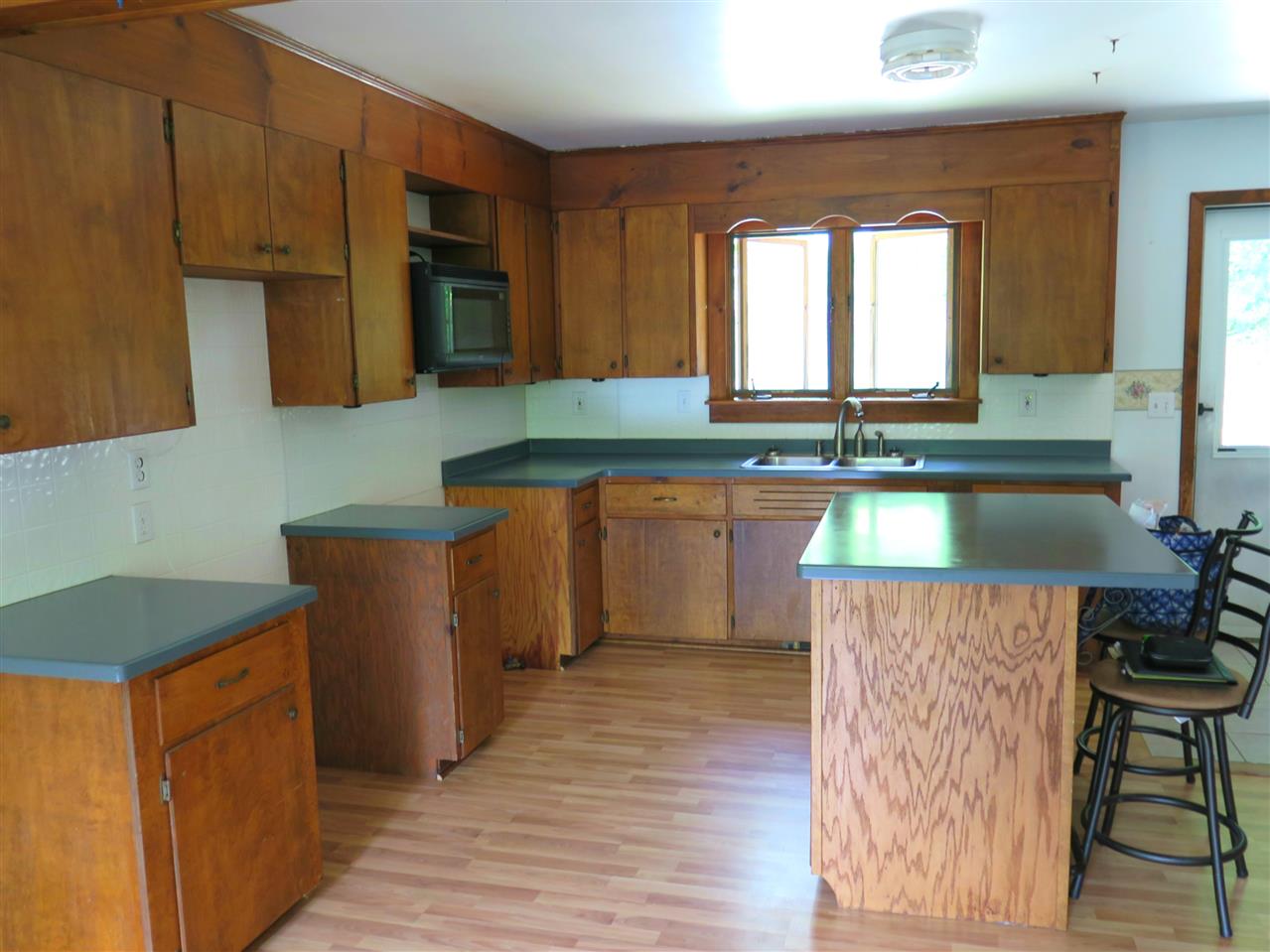 839 Sherman Hollow Road Hinesburg, VT 05461 - Photo 8 of 33 Gallery Image 8