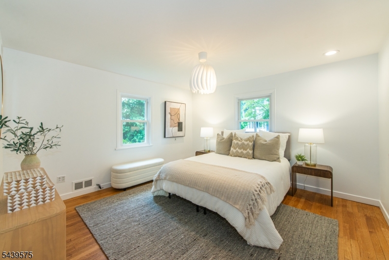 132 Haddon Place Montclair, NJ 07043 - Photo 26 of 48