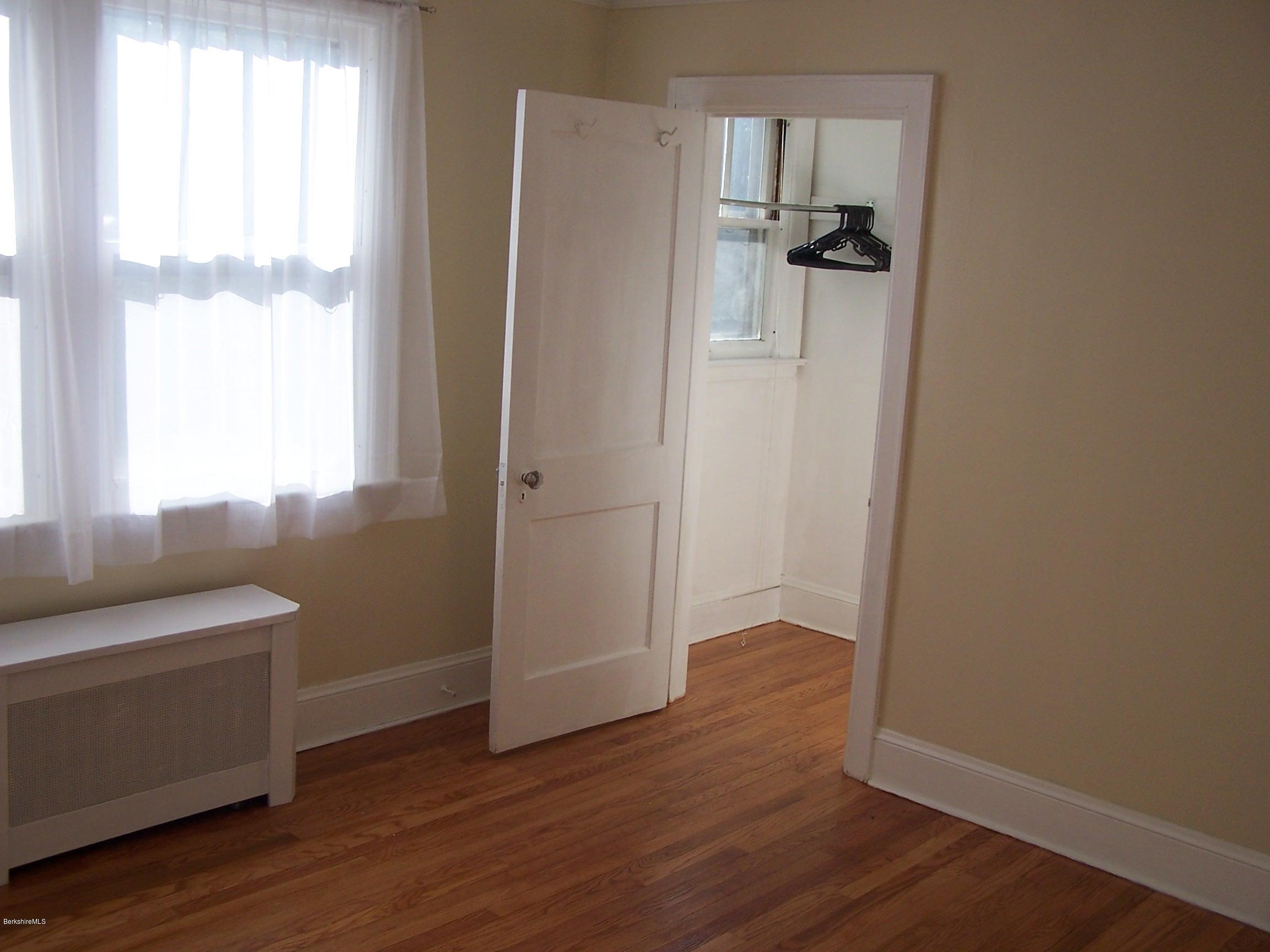 156 Cheshire Road Pittsfield, MA 01201 - Photo 16 of 18 100_4359