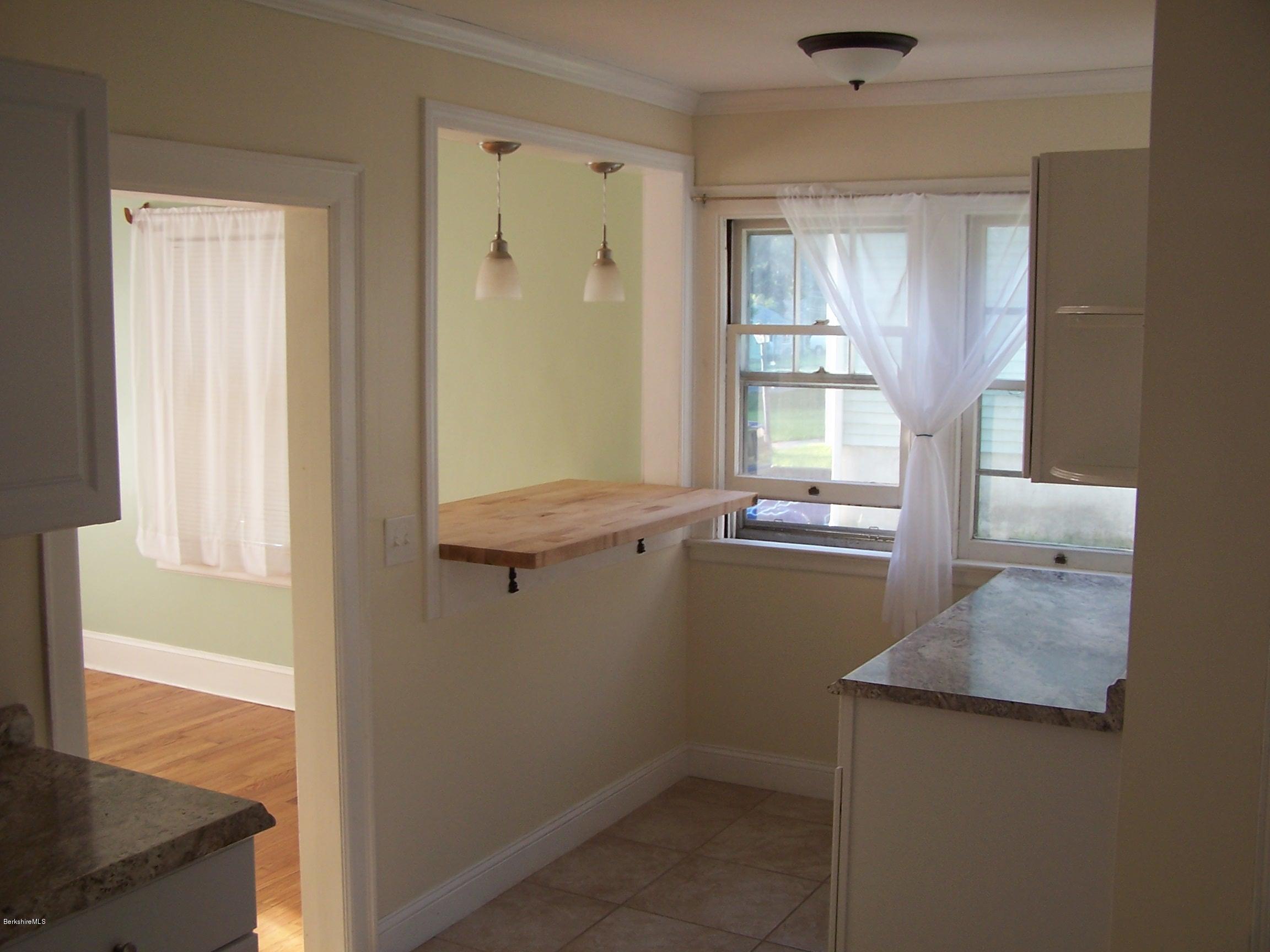 156 Cheshire Road Pittsfield, MA 01201 - Photo 10 of 18 100_4382