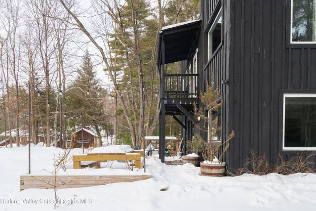 a view of terrace with seating space