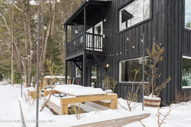 a view of yard with outdoor seating