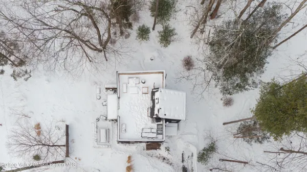 $775,000 | 15 Lake View Dr Lake Hill, Bearsville, NY 12409