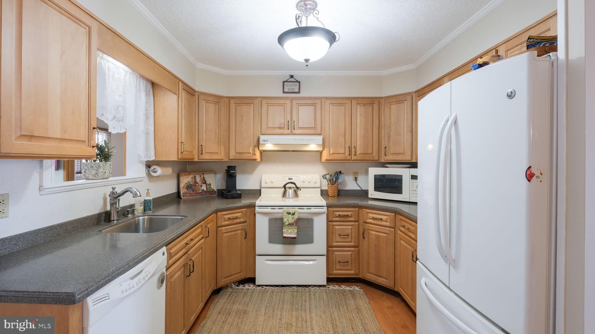 802 Hanford Road Fairless Hills, PA 19030 - Photo 12 of 32 Gallery Image 12