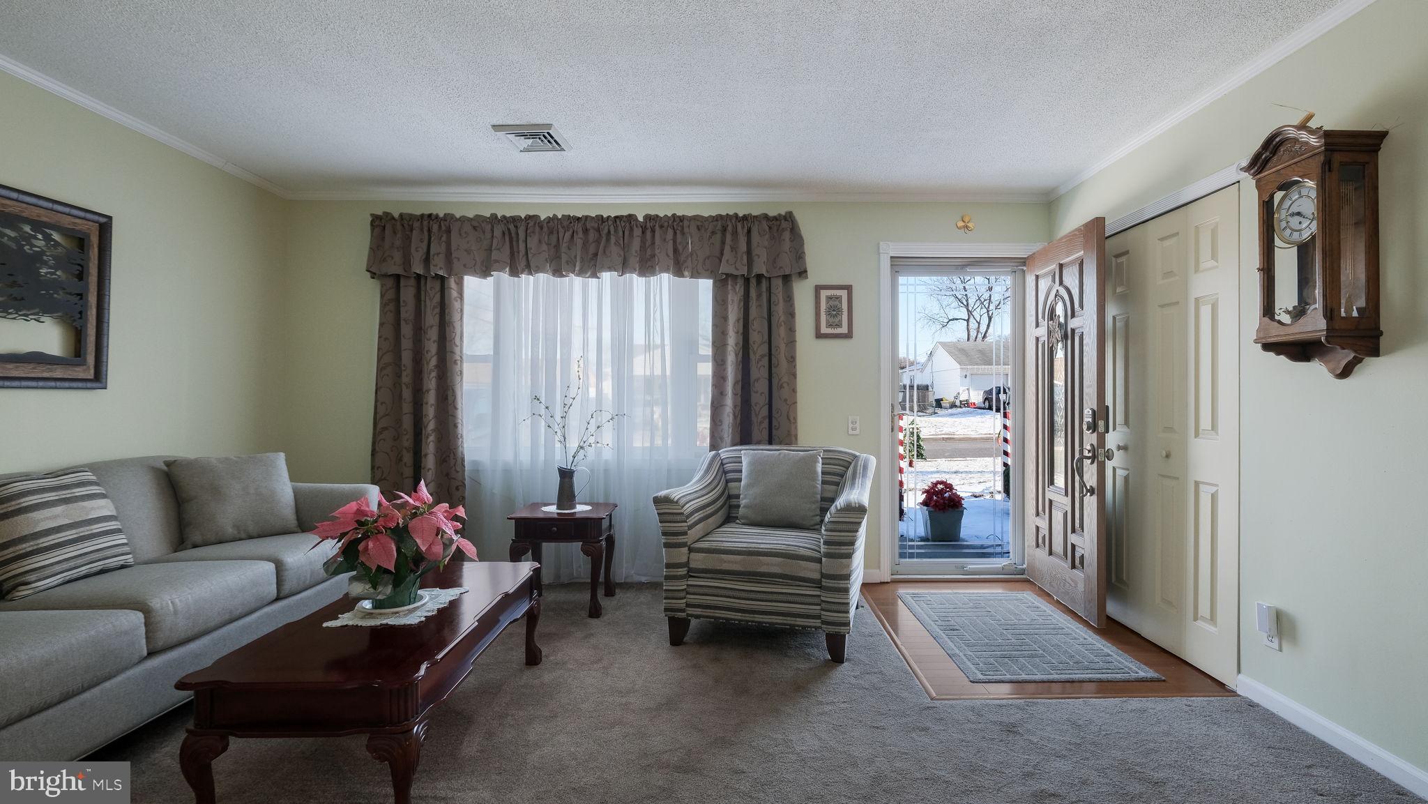 802 Hanford Road Fairless Hills, PA 19030 - Photo 5 of 32 Gallery Image 5