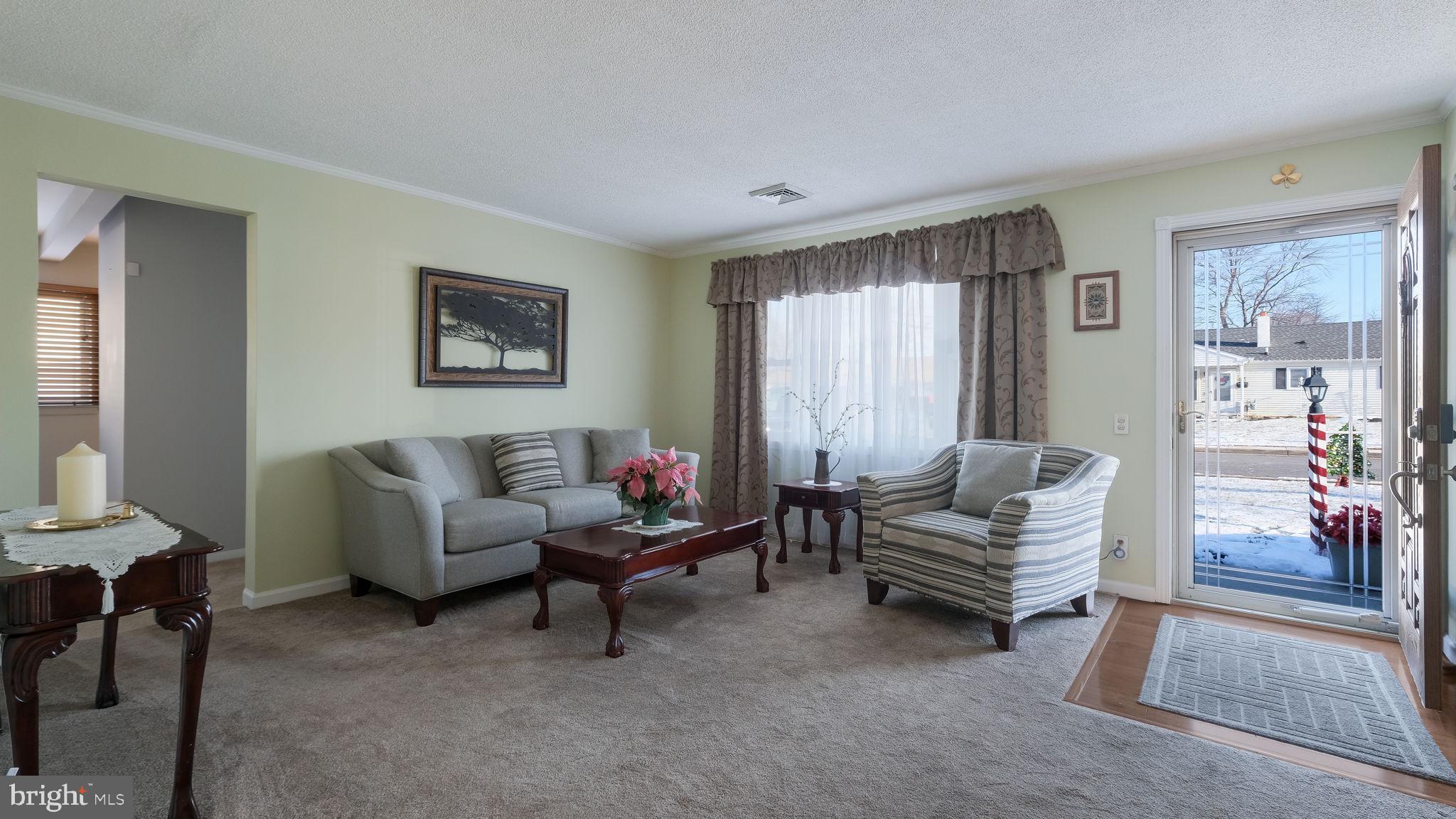 802 Hanford Road Fairless Hills, PA 19030 - Photo 6 of 32 Gallery Image 6