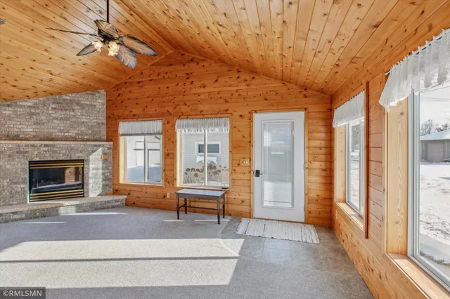 $295,000 | 415 9th Street North, Cannon Falls, MN 55009