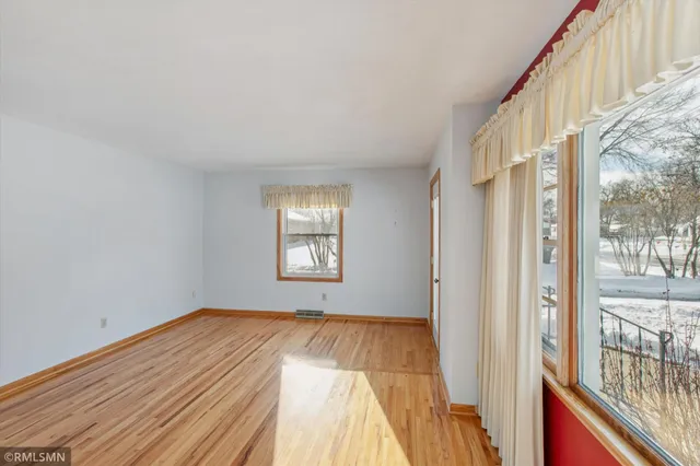 $295,000 | 415 9th Street North, Cannon Falls, MN 55009