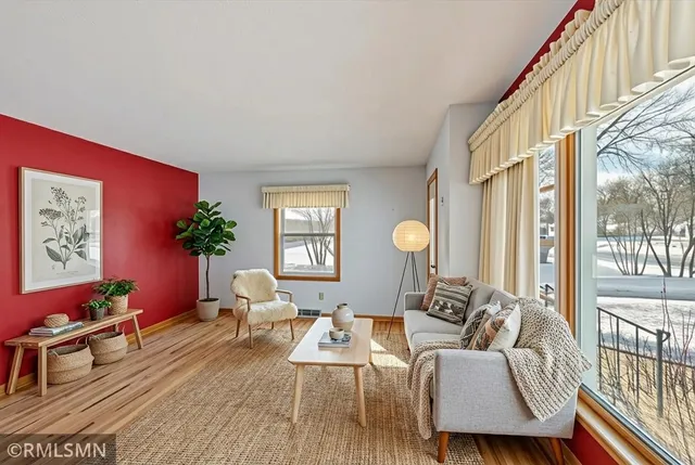 $295,000 | 415 9th Street North, Cannon Falls, MN 55009