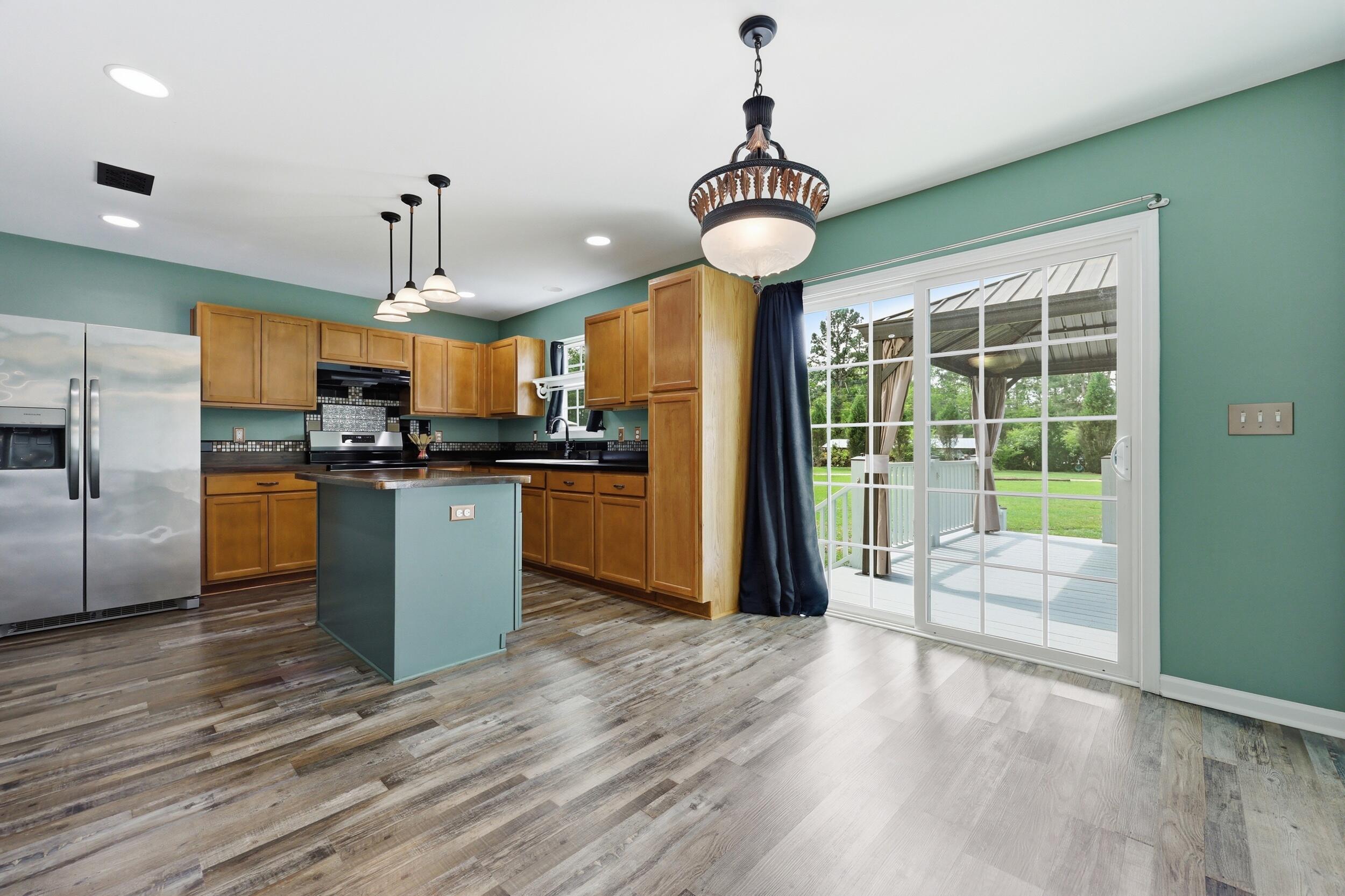 145 Notta Way Summerville, SC 29486 - Photo 15 of 59 11_ru4a0598