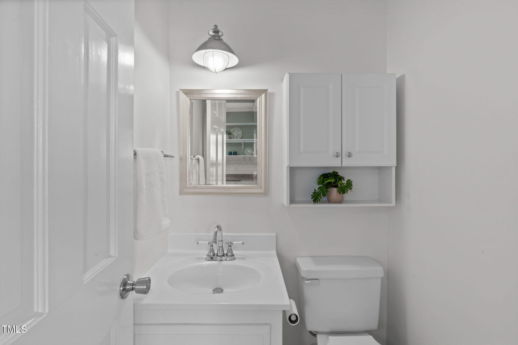 2828 Pidgeon Hill Road Raleigh, NC 27613 - Photo 13 of 38 A-16