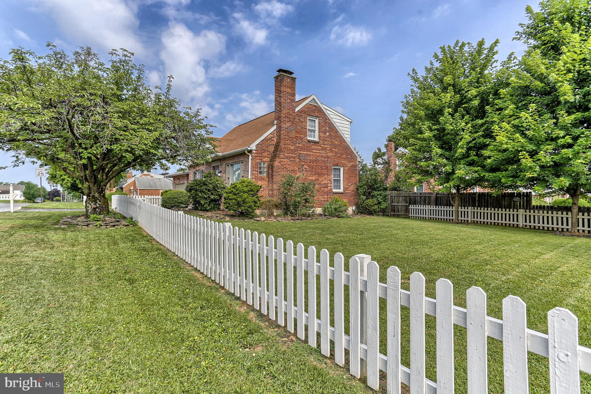 3265 Kingston Road York, PA 17402 - Photo 2 of 32 Gallery Image 2