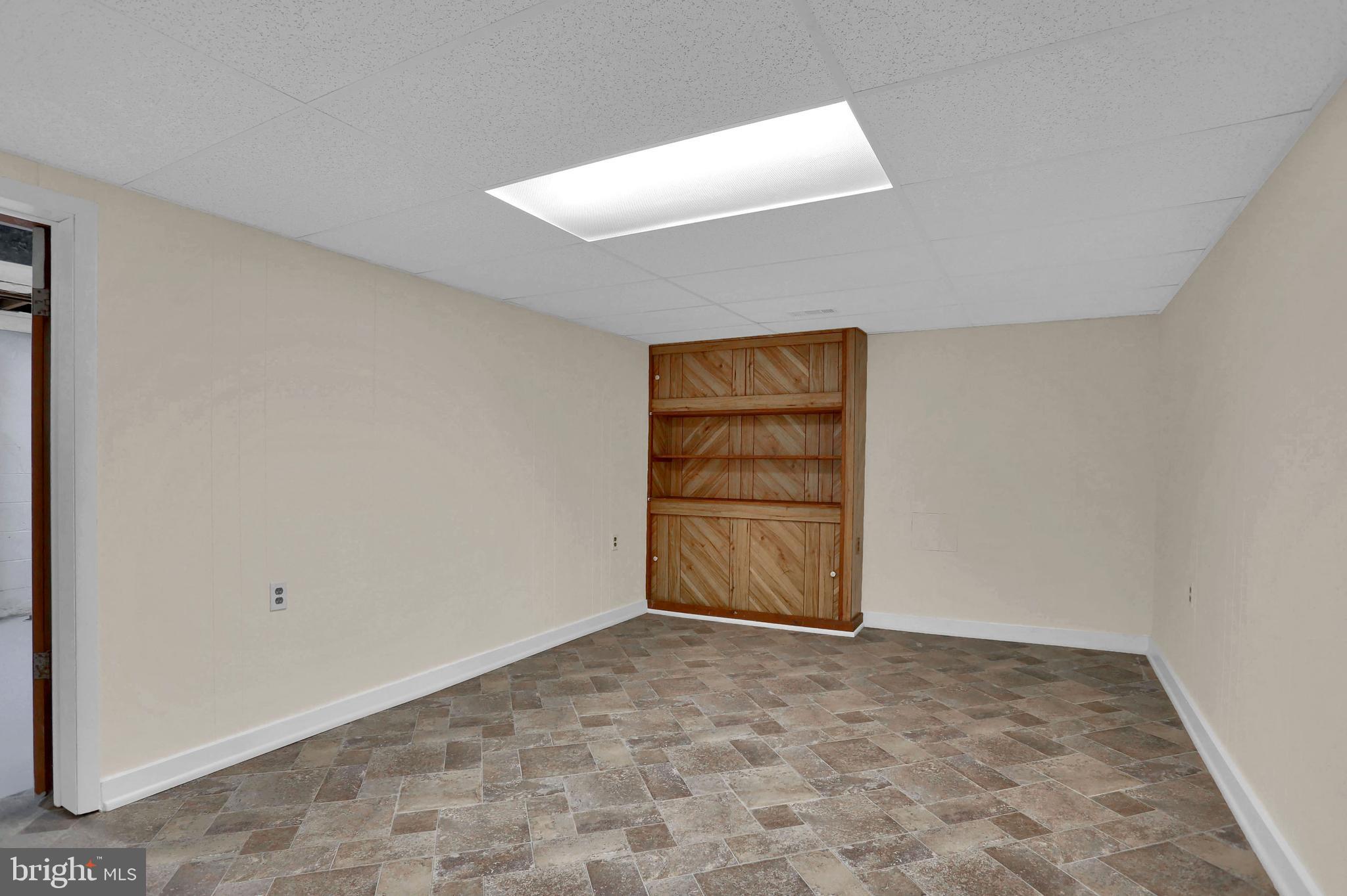 3265 Kingston Road York, PA 17402 - Photo 24 of 32 Gallery Image 24