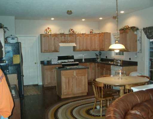 128 Keck Road Sarver, PA 16055 - Photo 2 of 8 Kitchen.