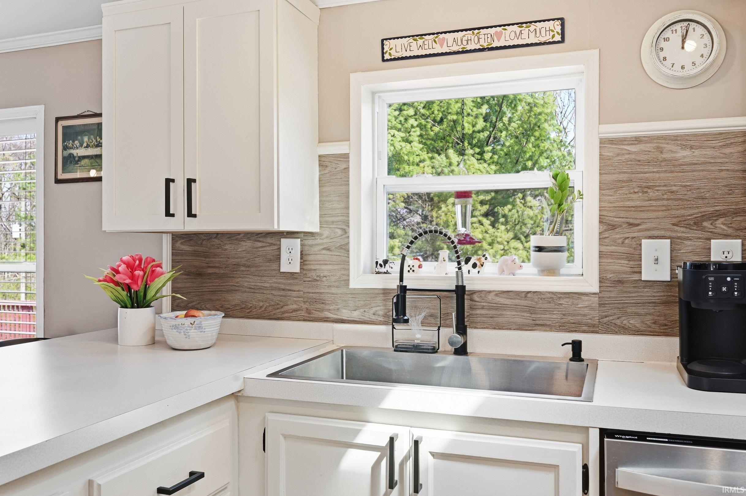 2975 West Mohee Road Hartford City, IN 47348 - Photo 15 of 29