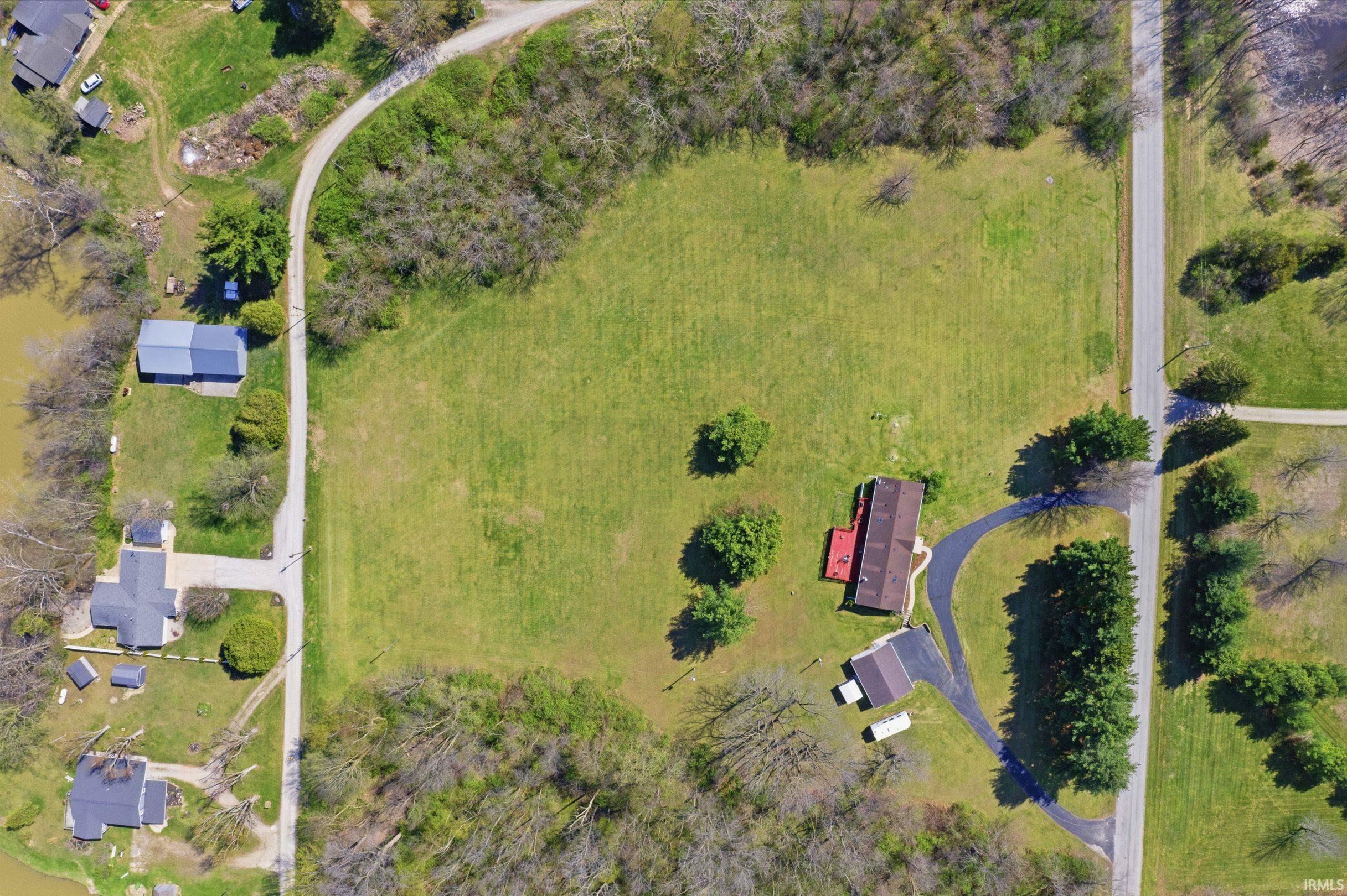 2975 West Mohee Road Hartford City, IN 47348 - Photo 8 of 29