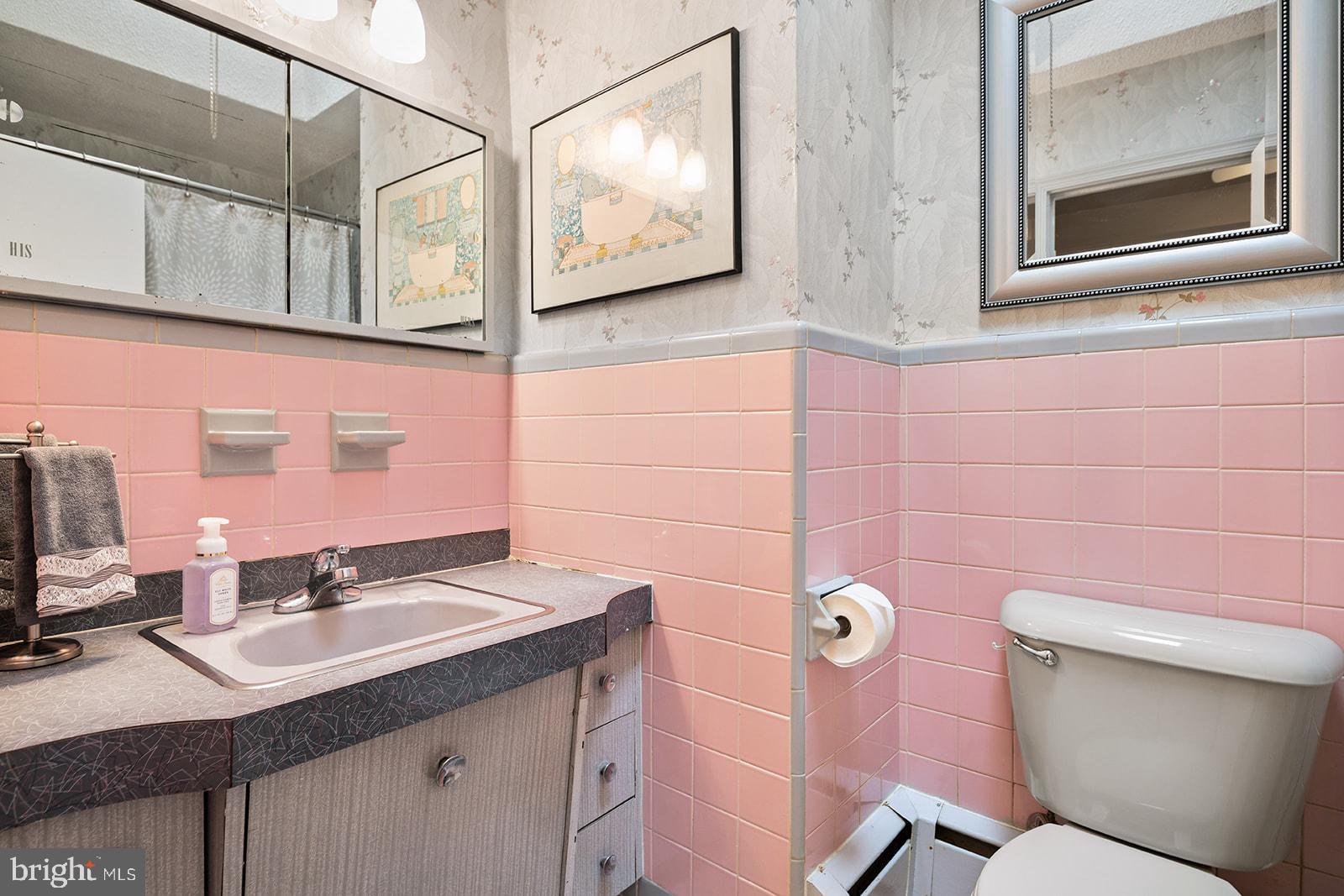 1737 Danforth Street Philadelphia, PA 19152 - Photo 21 of 31 Gallery Image 21