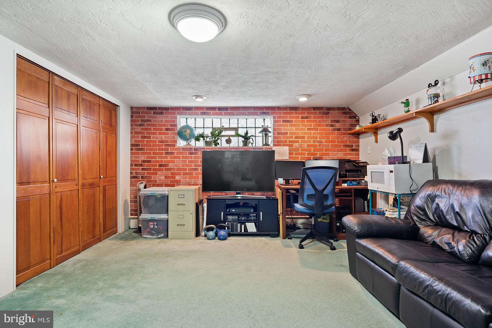 1737 Danforth Street Philadelphia, PA 19152 - Photo 25 of 31 Gallery Image 25
