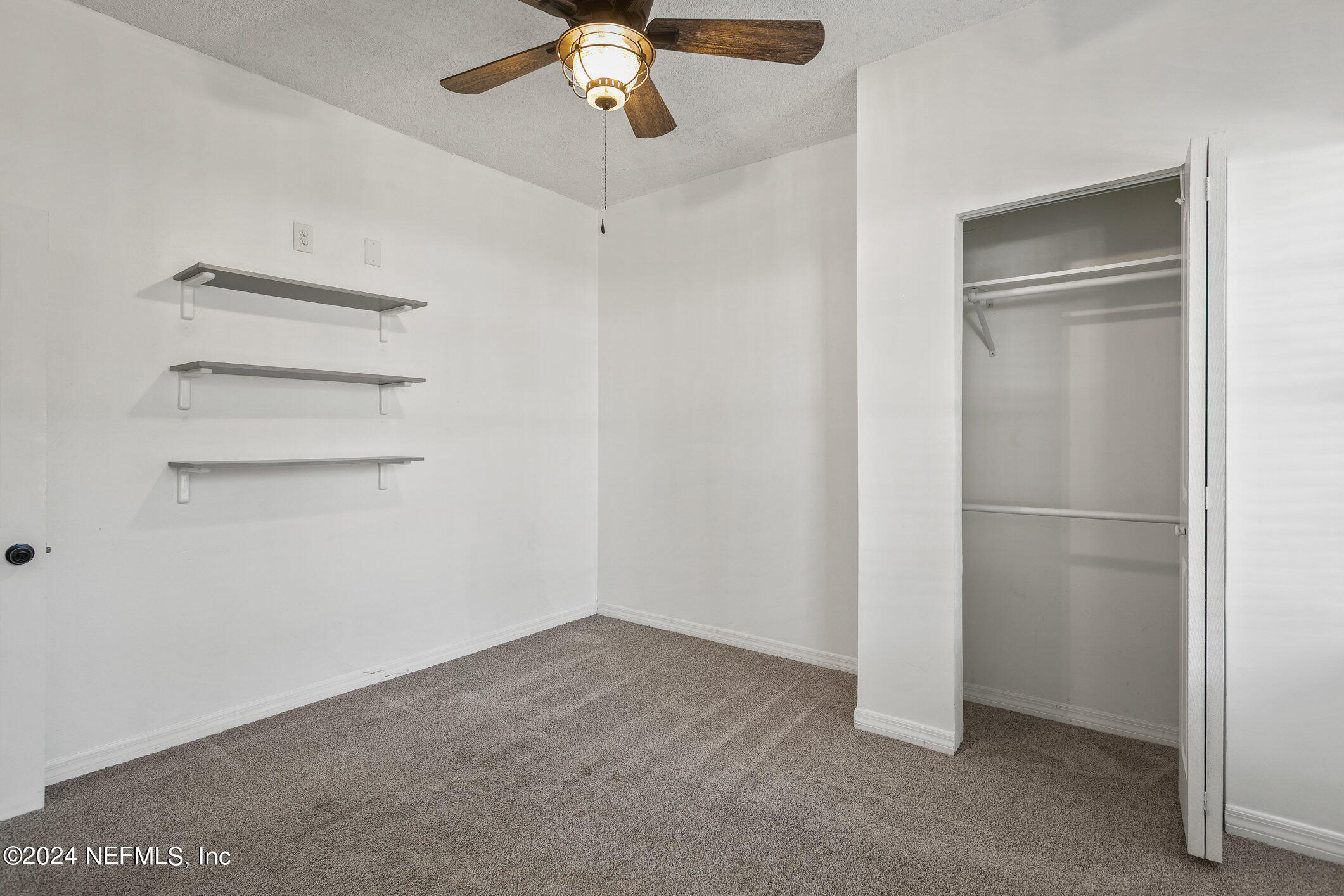 3330 Claremont Road Jacksonville, FL 32207 - Photo 18 of 32 024_3330_claremont_rd_24