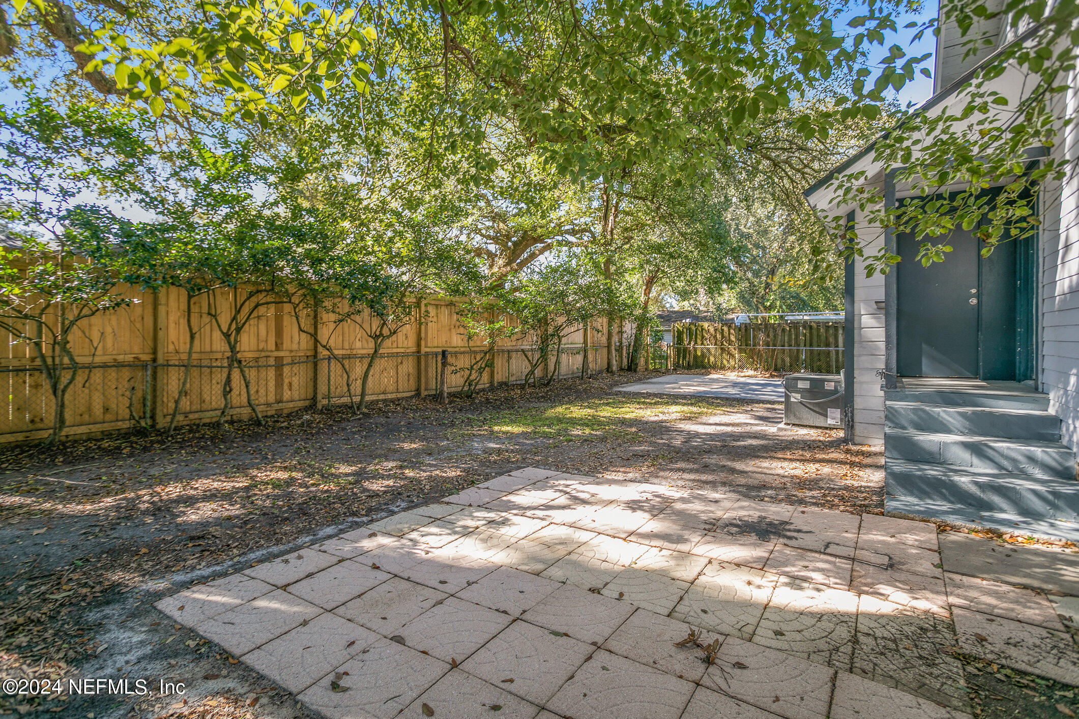 3330 Claremont Road Jacksonville, FL 32207 - Photo 32 of 32 037_3330_claremont_rd_37